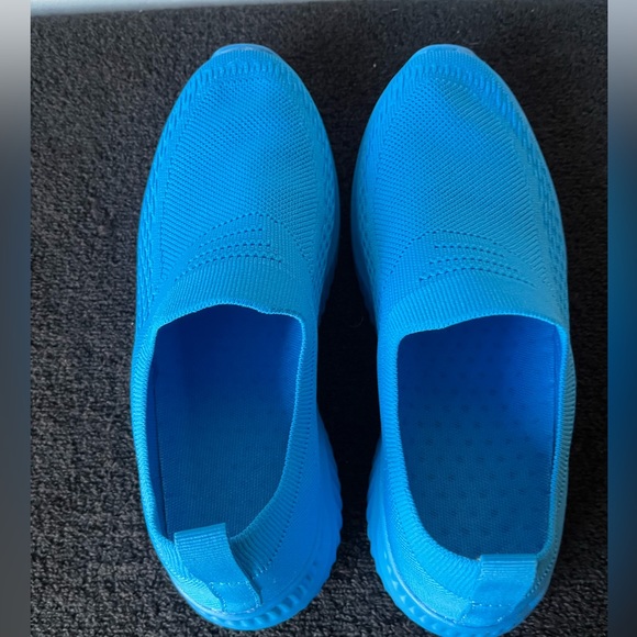Srenket Women’s Blue Slip-On Lightweight Comfort Walking Shoes - Size 8/39 - Picture 3 of 9